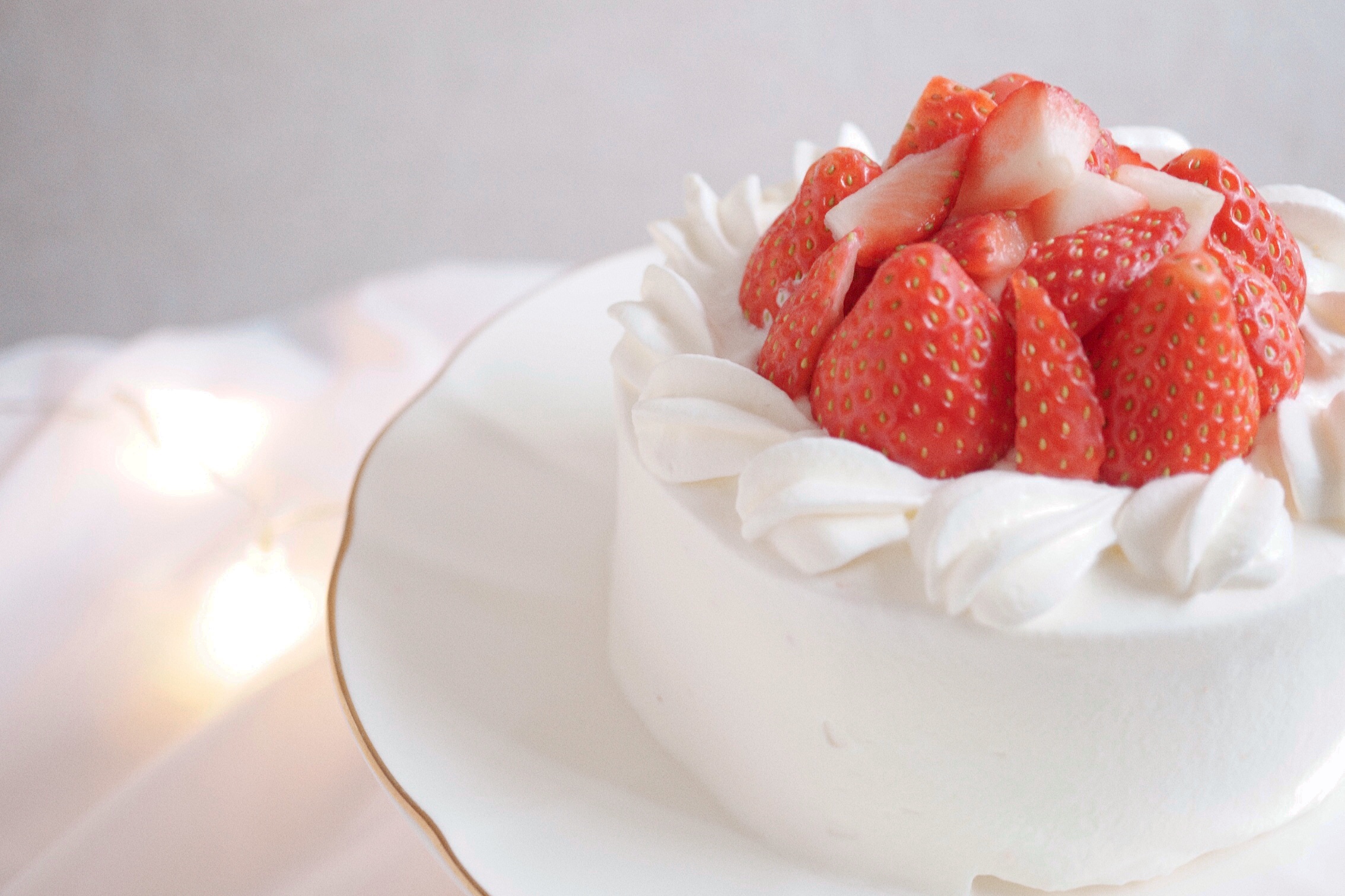 Strawberry Sponge Cake